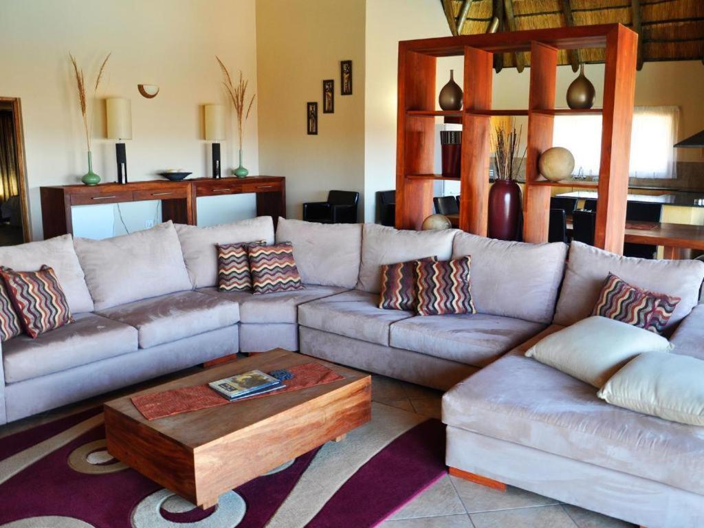 Dinkweng Safari Lodge The Waterberg Biosphere Eksteriør bilde