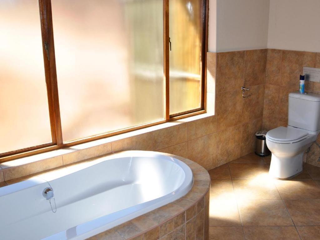 Dinkweng Safari Lodge The Waterberg Biosphere Eksteriør bilde