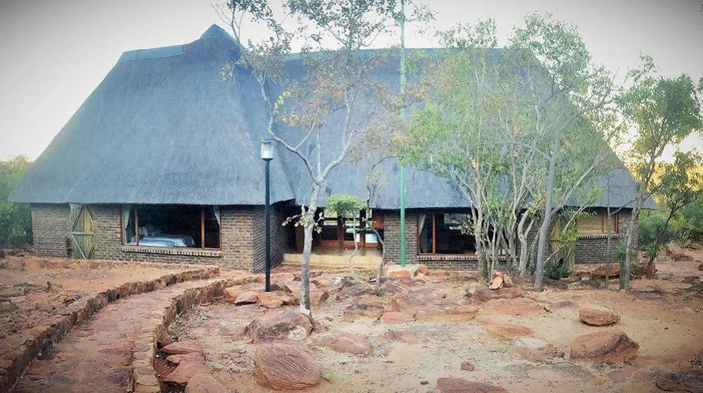 Dinkweng Safari Lodge The Waterberg Biosphere Eksteriør bilde