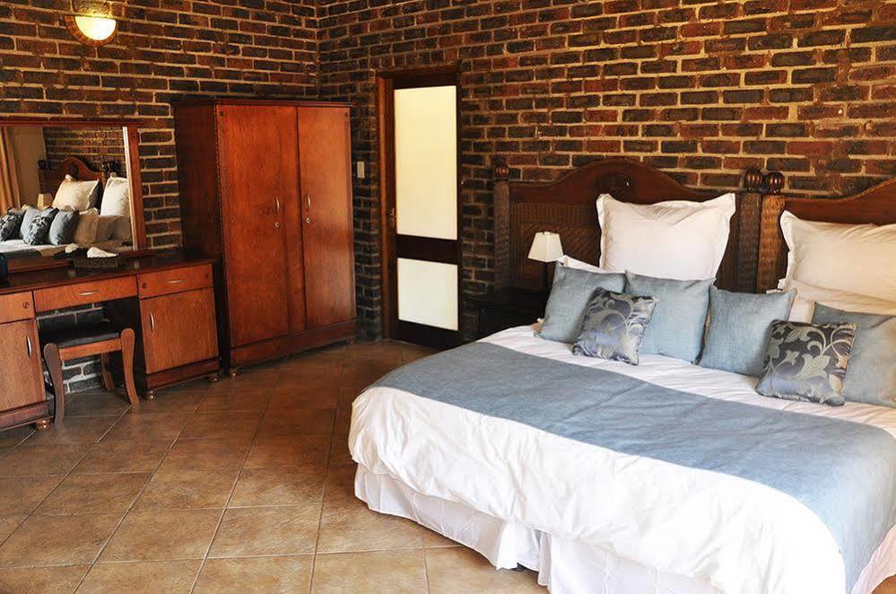 Dinkweng Safari Lodge The Waterberg Biosphere Eksteriør bilde